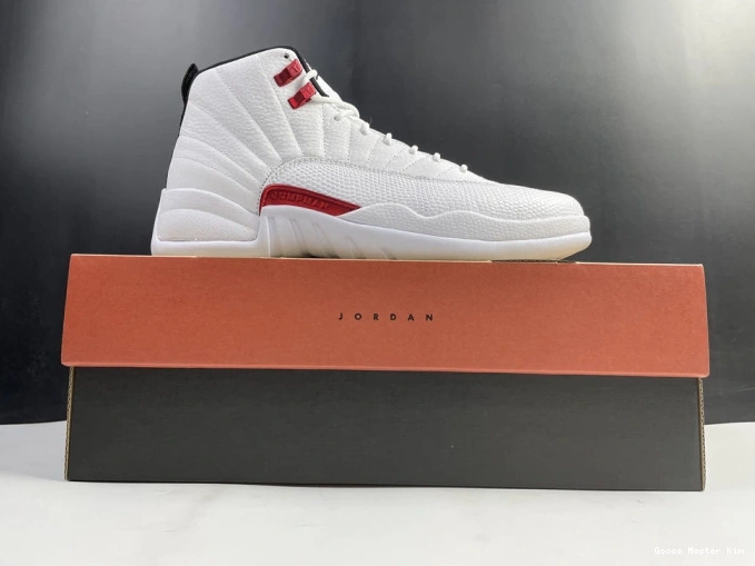 Air Jordan Twist CT8013-106 12 0707